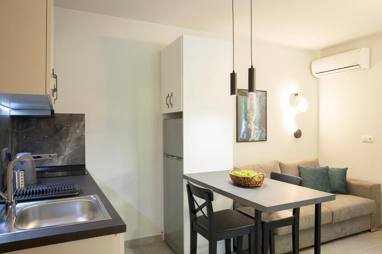 Elena Luxury Living Apartment Paralia Skotinis Exterior photo