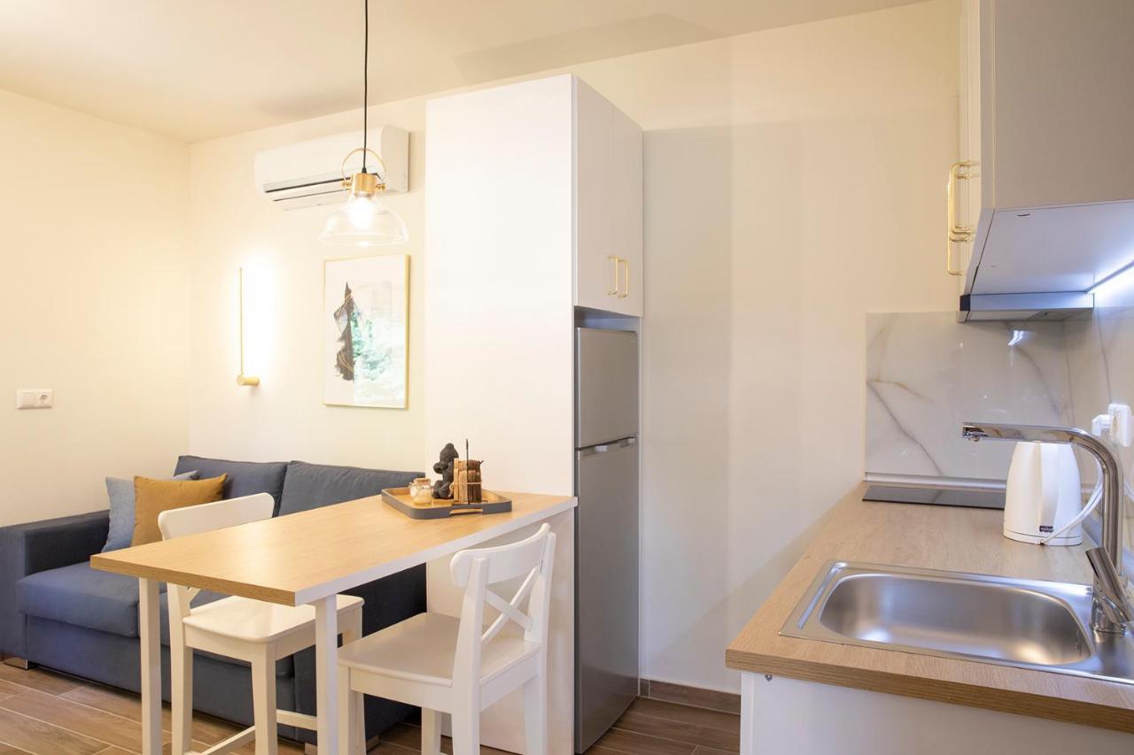 Elena Luxury Living Apartment Paralia Skotinis Exterior photo