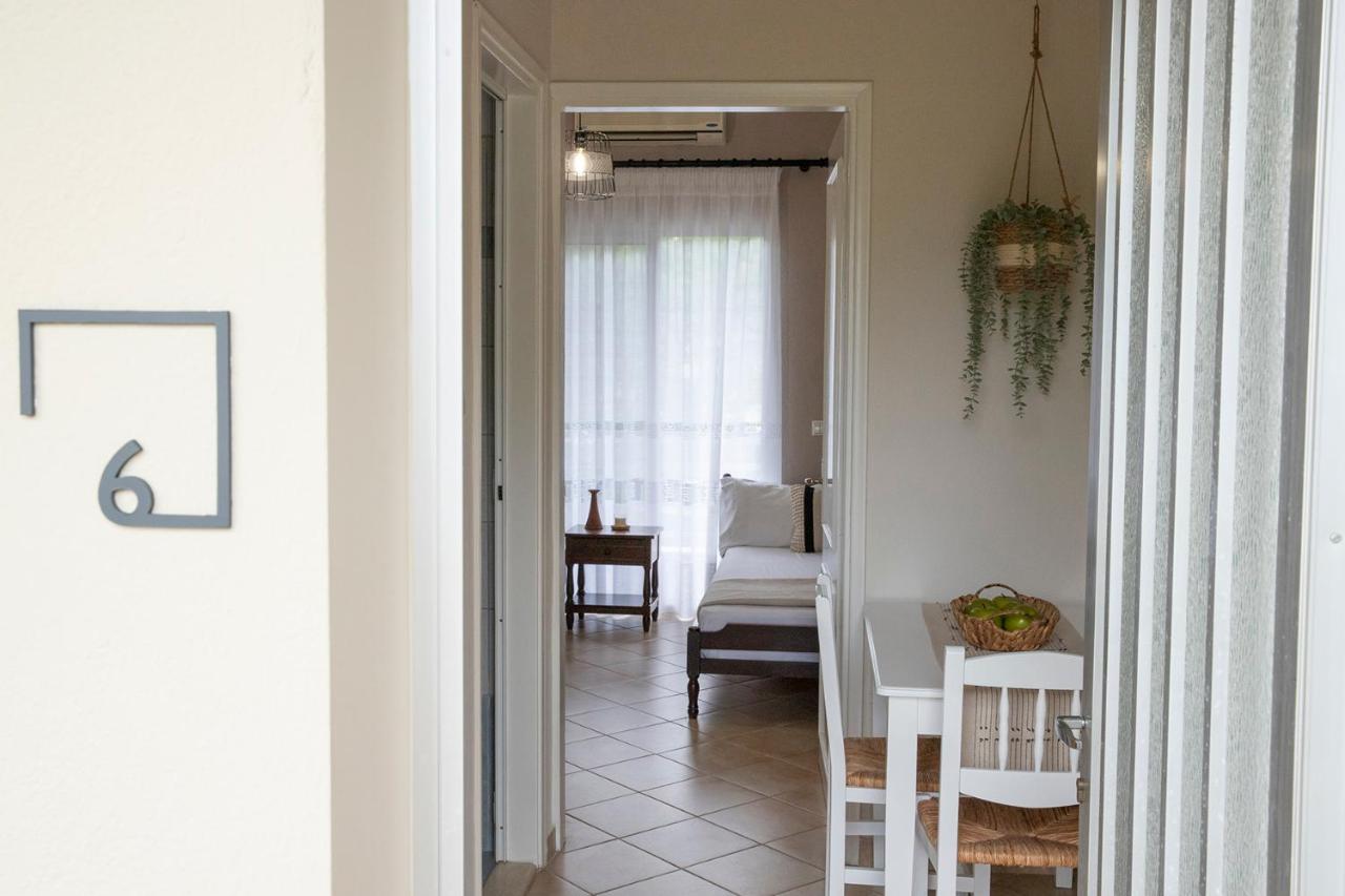 Elena Luxury Living Apartment Paralia Skotinis Exterior photo