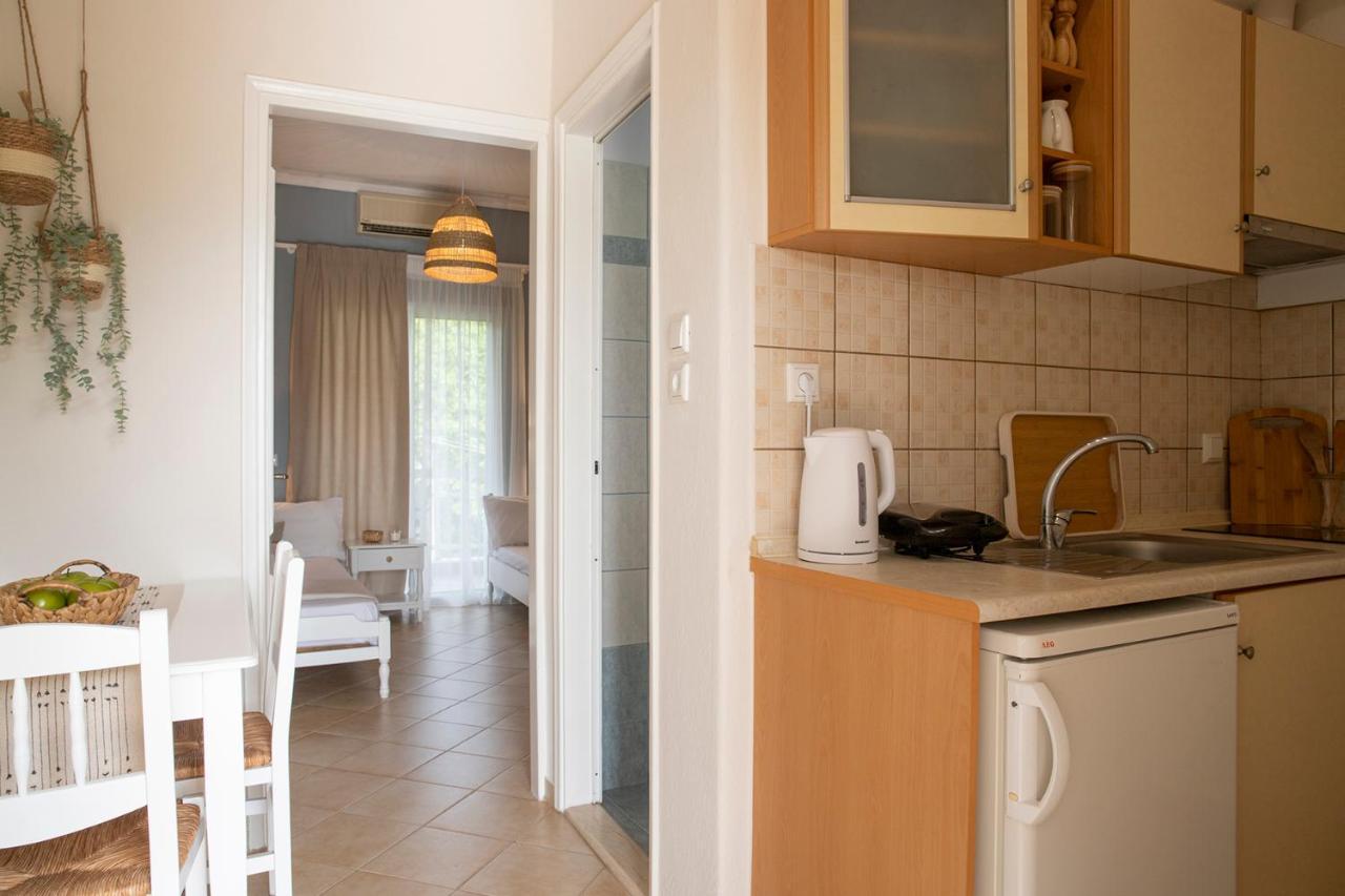 Elena Luxury Living Apartment Paralia Skotinis Exterior photo